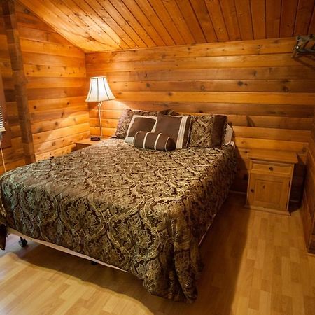 Lake Texoma Camping Resort Cabin 4 Willow Spring Bagian luar foto