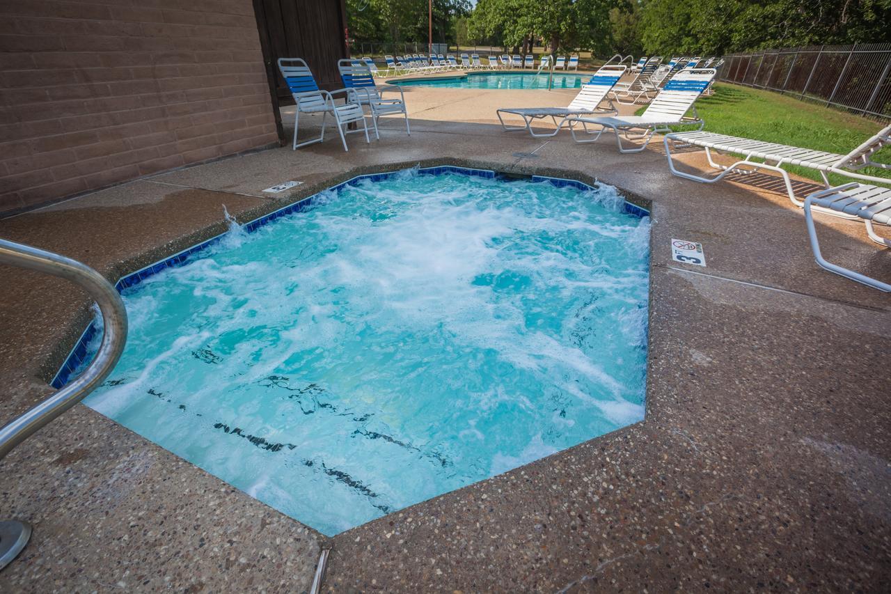Lake Texoma Camping Resort Cabin 4 Willow Spring Bagian luar foto