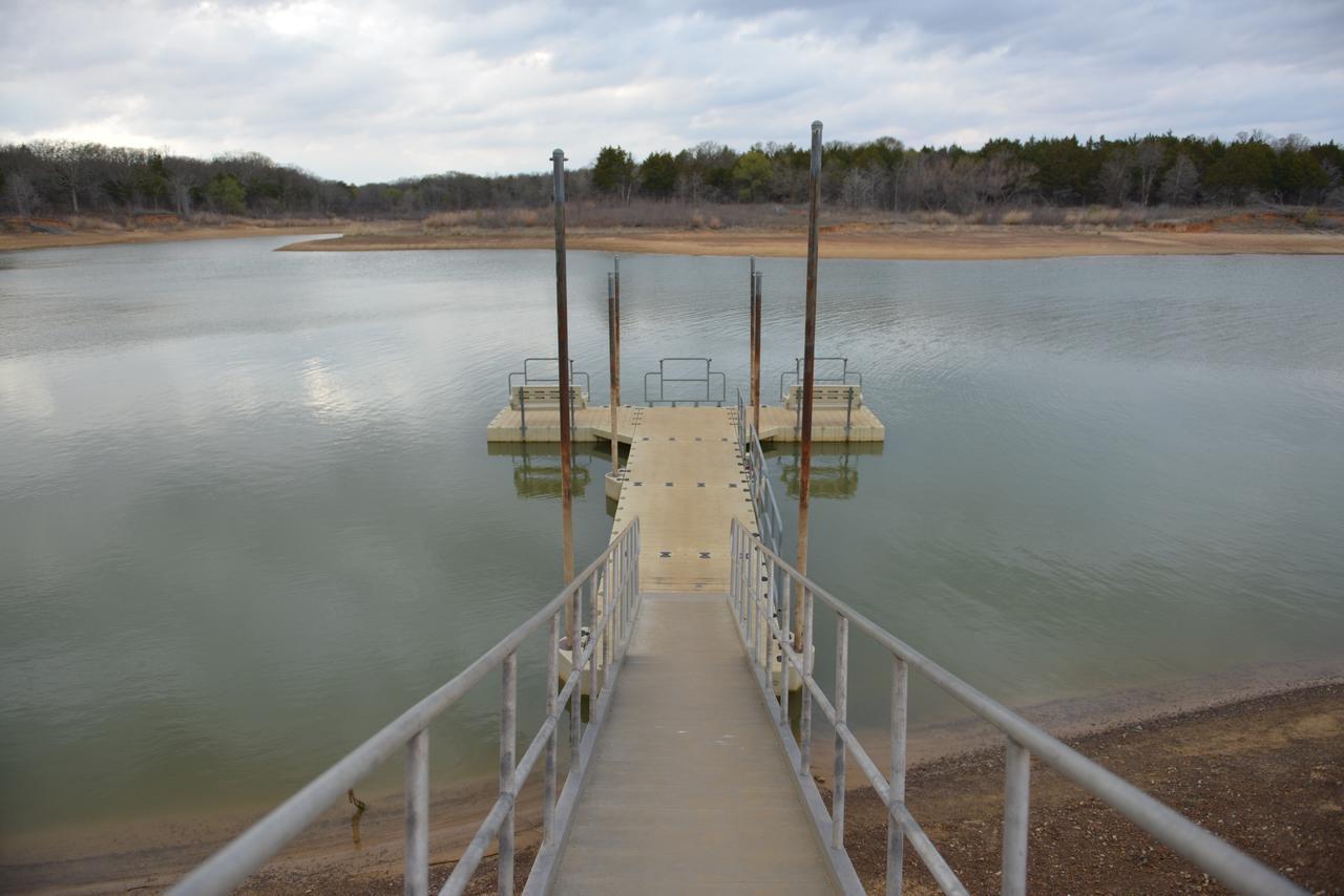 Lake Texoma Camping Resort Cabin 4 Willow Spring Bagian luar foto