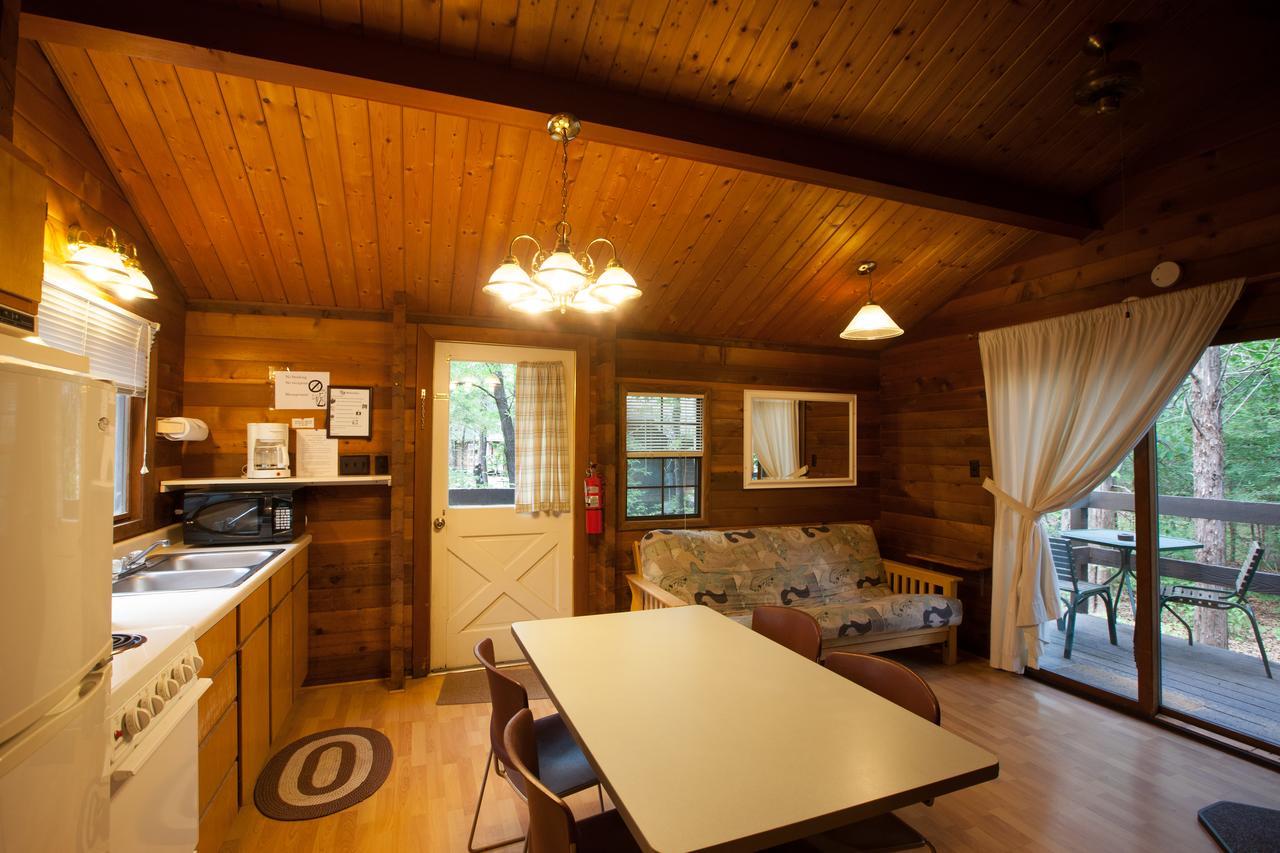 Lake Texoma Camping Resort Cabin 4 Willow Spring Bagian luar foto
