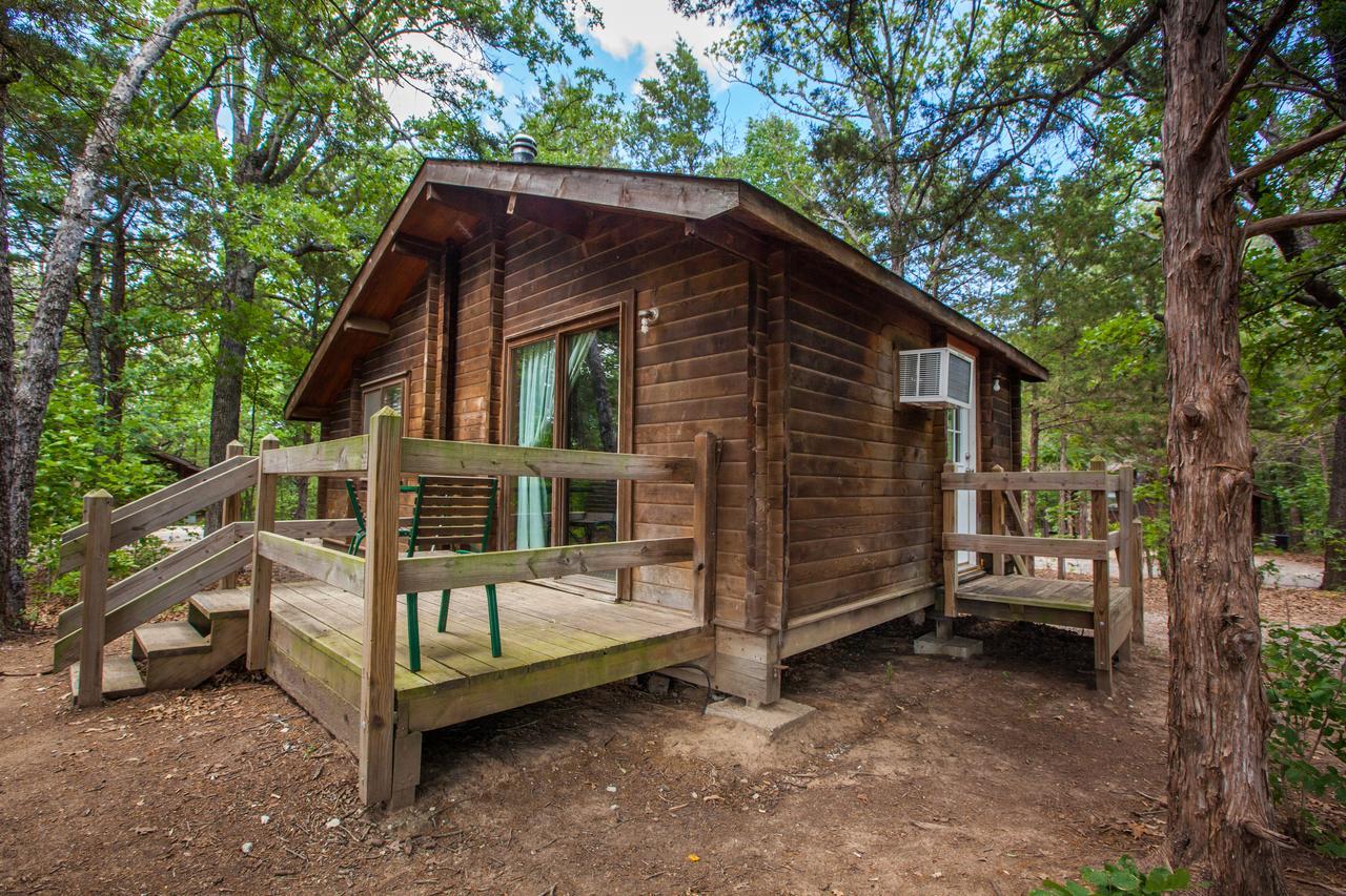 Lake Texoma Camping Resort Cabin 4 Willow Spring Bagian luar foto